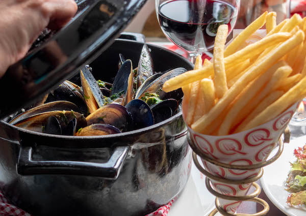 Mussels with fries